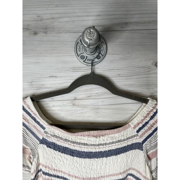 Style Envy Shirt Womens Medium White Blue Striped Smocked Crop Top Off Shoulder - Picture 2 of 9
